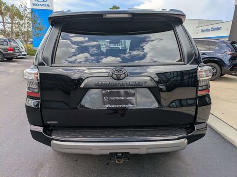 Used 2023 Toyota 4Runner TRD Off-Road Premium w/ Moonroof Package AWD/4WD image 4