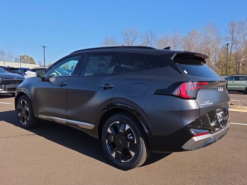 New 2026 Kia Sportage SX FWD image 3