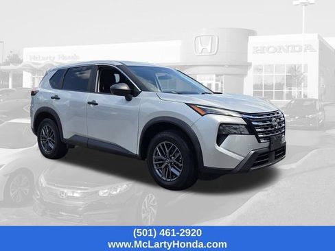 Used 2024 Nissan Rogue S FWD image 7
