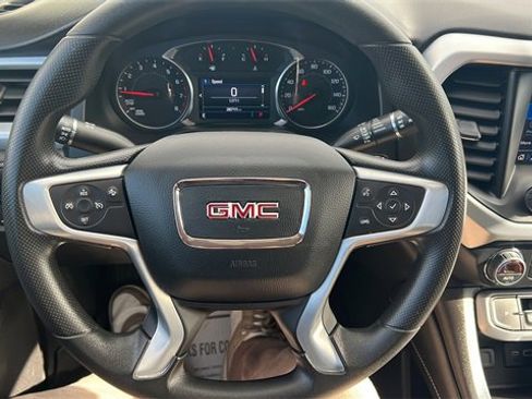 Used 2023 GMC Acadia SLE w/ Driver Convenience Package image 25