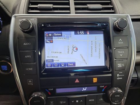 Used 2015 Toyota Camry XLE FWD image 22