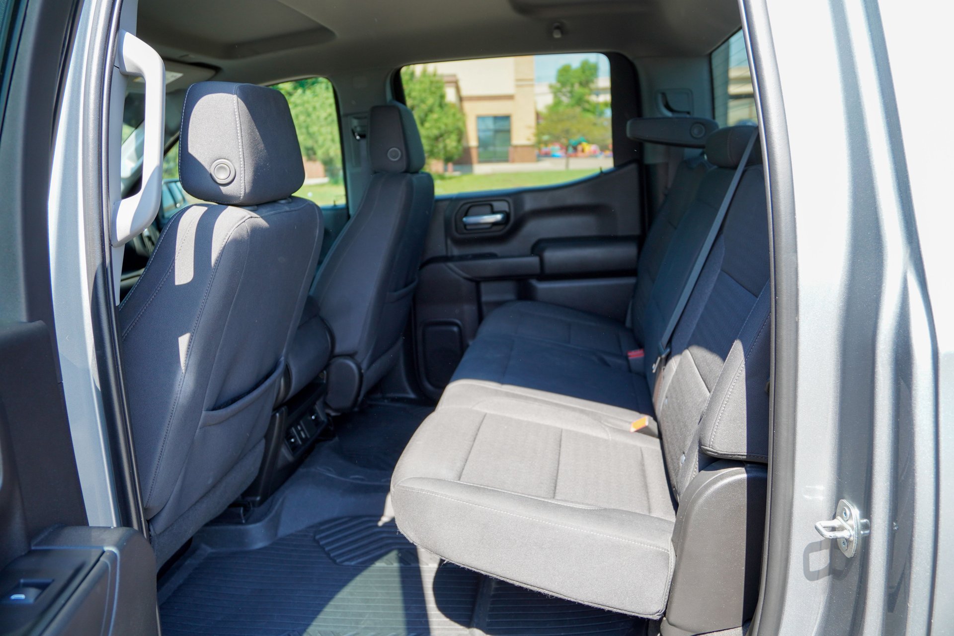 Used 2024 Chevrolet Silverado 1500 Custom Trail Boss w/ LPO, Dark Essentials Package AWD/4WD image 15