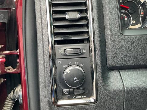 Used 2018 RAM 2500 Laramie w/ Sport Appearance Group AWD/4WD image 23