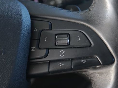 Used 2019 Cadillac XT4 Premium Luxury image 11