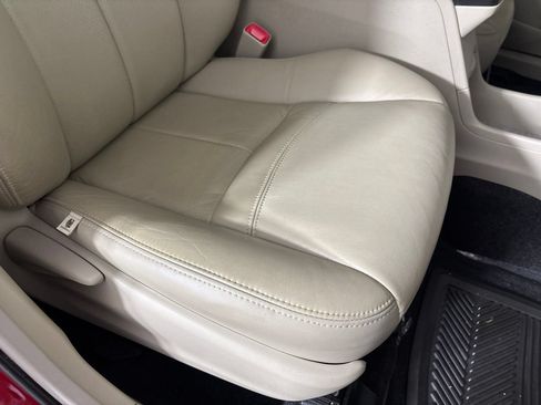 Used 2013 Toyota Prius V Two FWD image 24