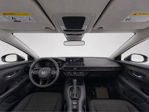 Used 2023 Honda HR-V LX image 23