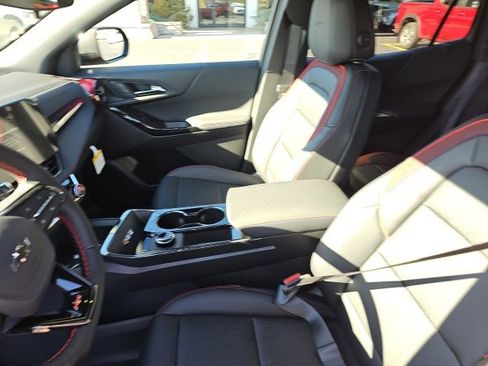 New 2026 Chevrolet Equinox RS image 32