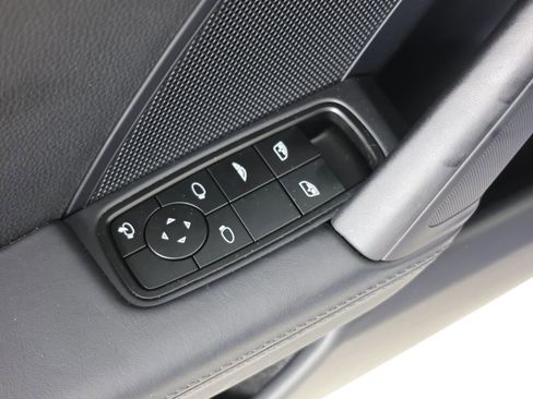 Used 2026 Porsche 911 Carrera image 21