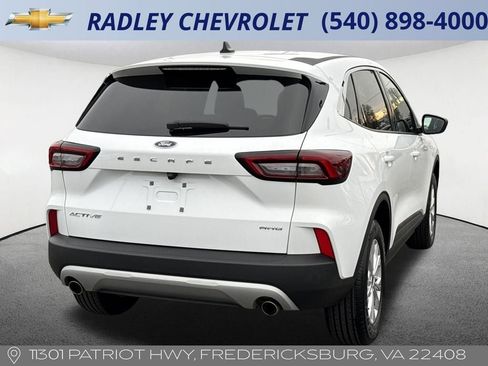 Used 2024 Ford Escape Active image 5
