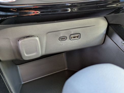 New 2026 Chevrolet Trax LT image 15