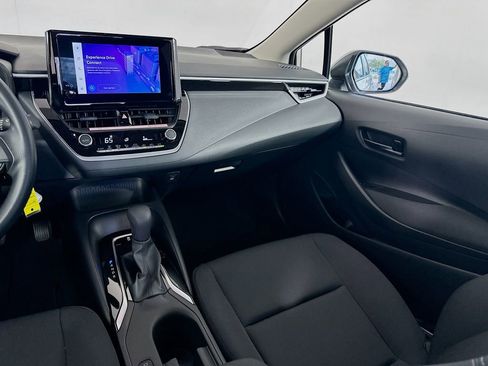 Used 2026 Toyota Corolla LE image 23