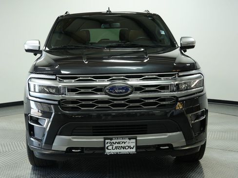 Used 2024 Ford Expedition Platinum AWD/4WD image 3