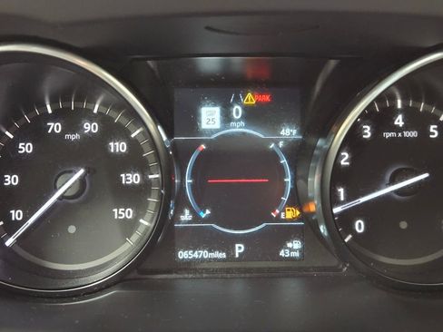 Used 2019 Land Rover Discovery Sport HSE image 18