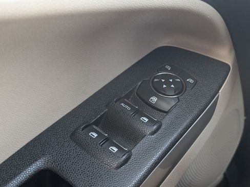 Used 2021 Ford EcoSport Titanium w/ Interior Protection Package image 11