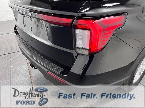 New 2026 Ford Explorer Active image 13