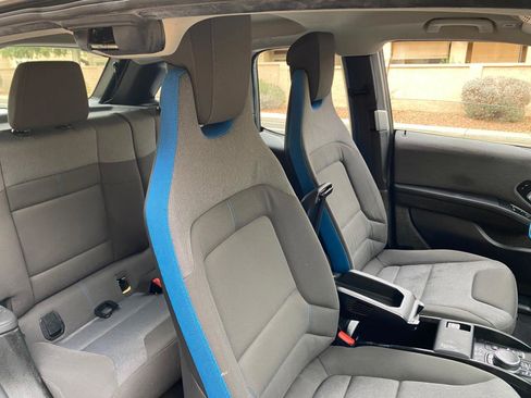 Used 2018 BMW i3 image 41