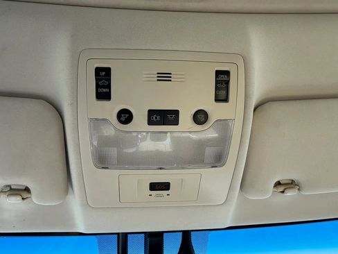 Used 2015 Lexus ES 300h w/ Navigation System Package FWD image 28