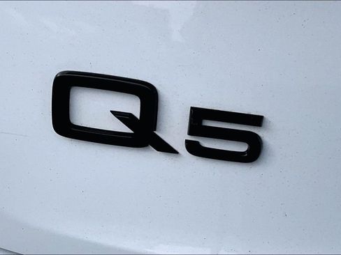 Used 2023 Audi Q5 2.0T Prestige w/ Prestige Package AWD/4WD image 24