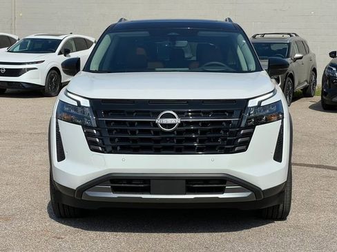 New 2026 Nissan Pathfinder Platinum AWD/4WD image 49