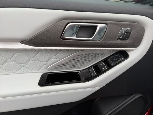 New 2026 Ford Explorer Platinum w/ LUX Leather Package image 14