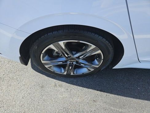 Certified 2022 Kia K5 EX w/ EX Premium Package image 7