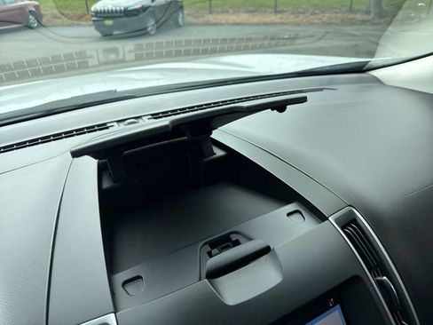 Used 2019 Ford Edge SEL w/ Equipment Group 201A AWD/4WD image 33