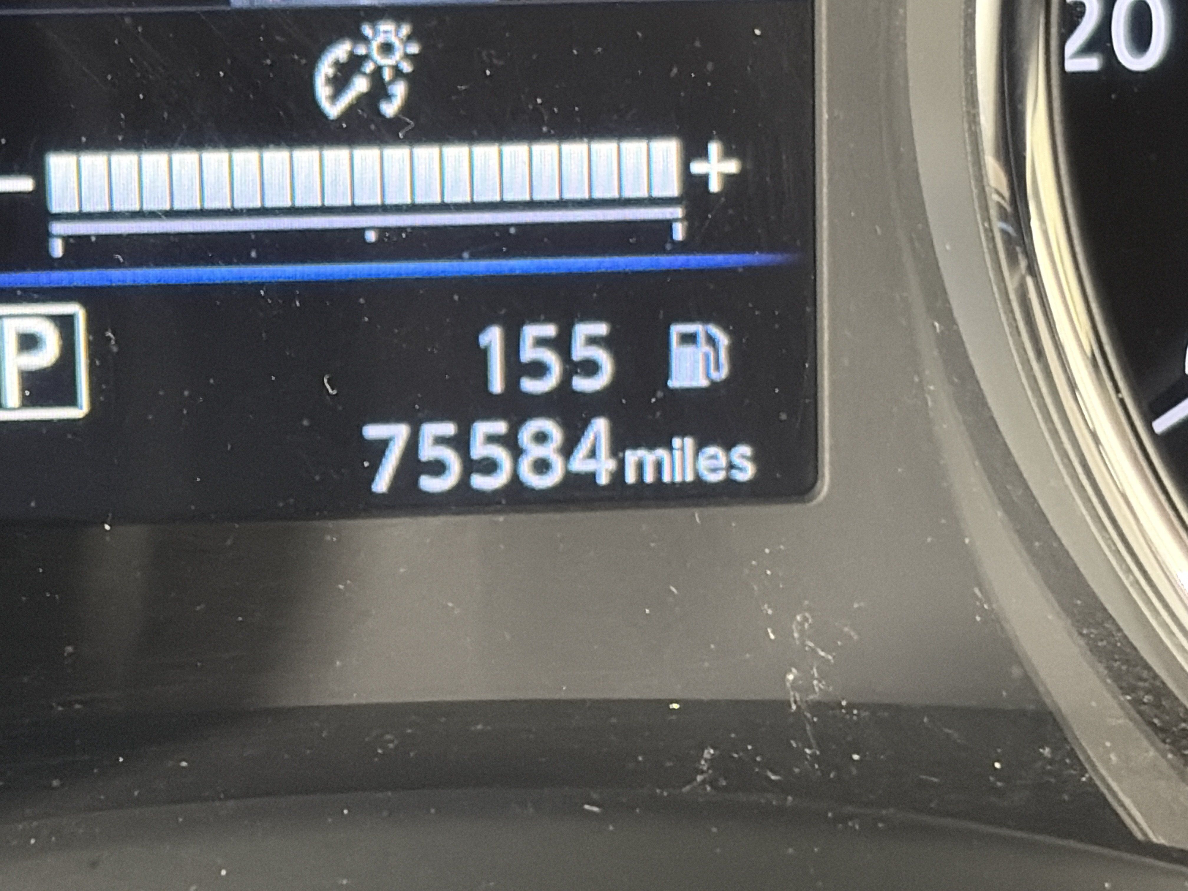 Used 2018 Nissan Rogue SV FWD image 5