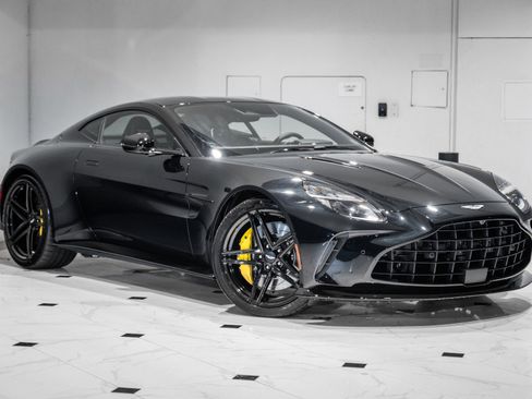 New 2026 Aston Martin V8 Vantage Coupe image 35