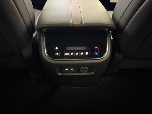 New 2026 Nissan Armada SL w/ Captain's Chari Seat Package AWD/4WD image 22