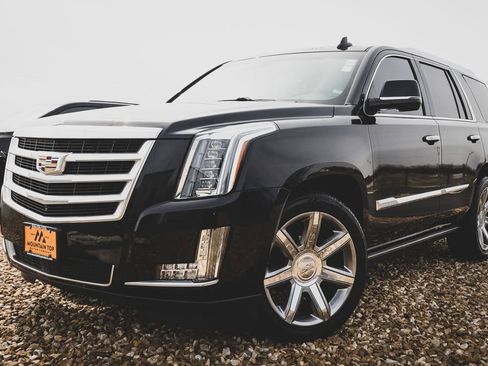 Used 2015 Cadillac Escalade Premium AWD/4WD image 18