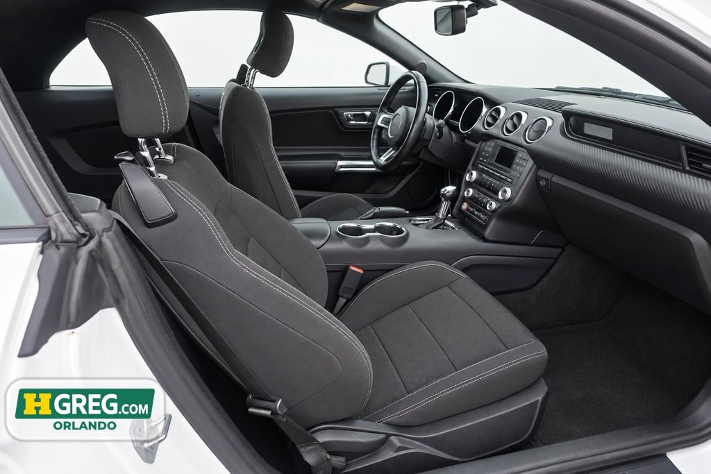 Used 2017 Ford Mustang Convertible RWD image 11
