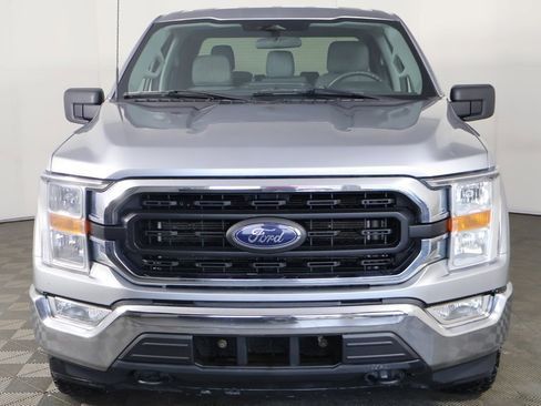 Used 2022 Ford F150 XLT w/ Trailer Tow Package image 11