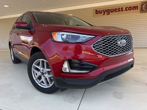 Used 2024 Ford Edge SEL w/ Convenience Package AWD/4WD image 2