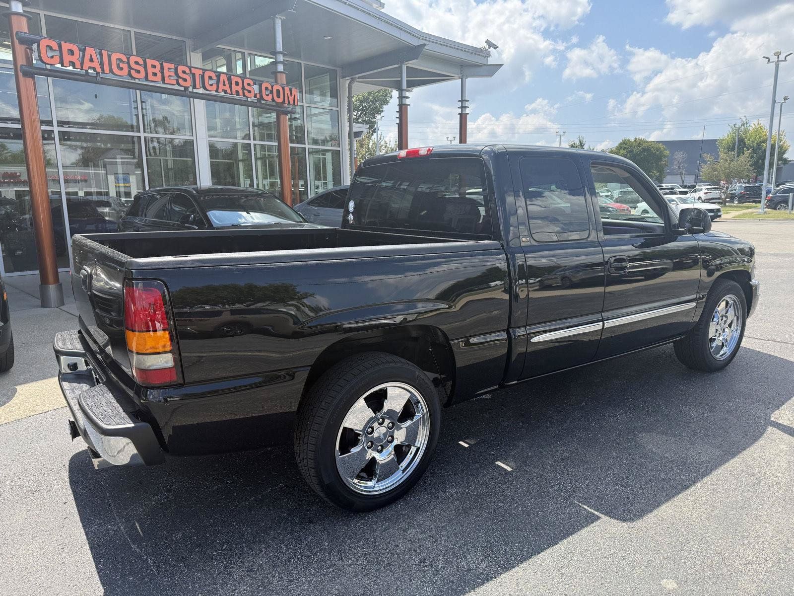 Used 2006 GMC Sierra 1500 SLT w/ Sierra Special Edition RWD image 7