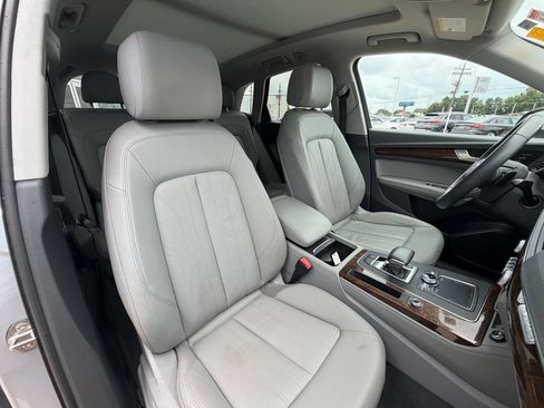 Used 2020 Audi Q5 2.0T Premium Plus w/ Premium Plus Package AWD/4WD image 28
