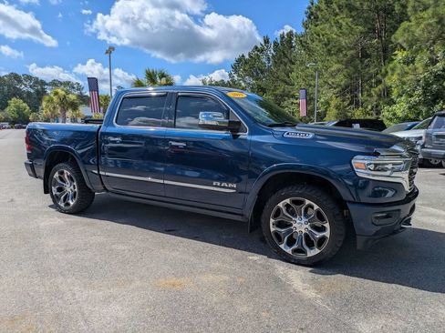 Used 2019 RAM 1500 Limited AWD/4WD image 2