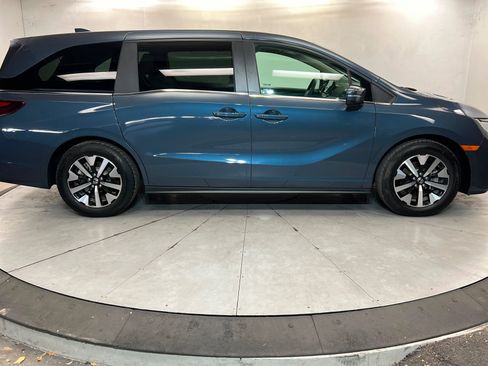 Used 2025 Honda Odyssey EX-L image 7