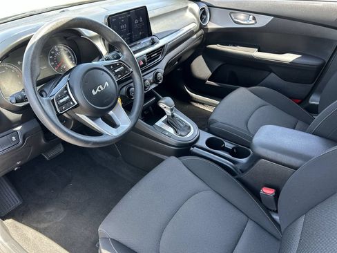 Used 2023 Kia Forte LXS w/ LXS Technology Package FWD image 10