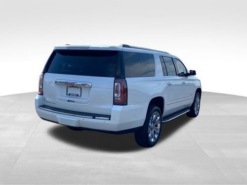 Used 2016 GMC Yukon XL Denali w/ Open Road Package AWD/4WD image 3
