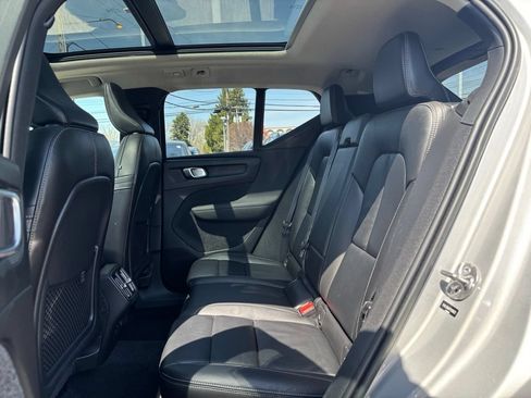 Certified 2023 Volvo XC40 B5 Plus w/ Driver Assist Package AWD/4WD image 21