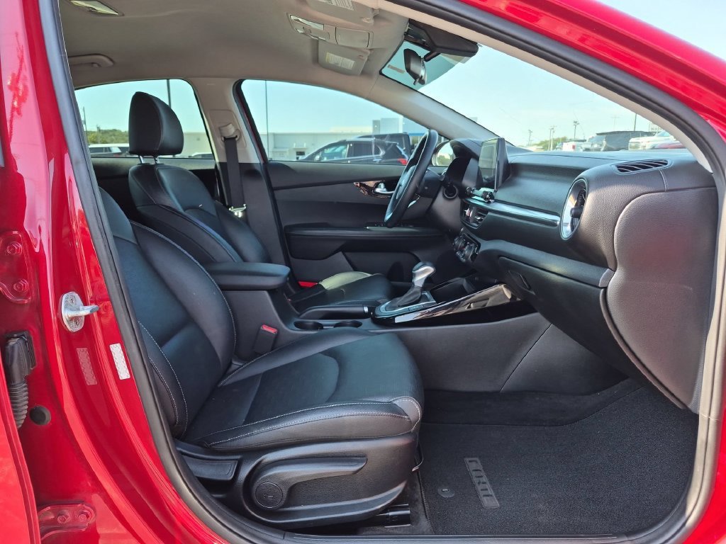 Used 2020 Kia Forte EX FWD image 26