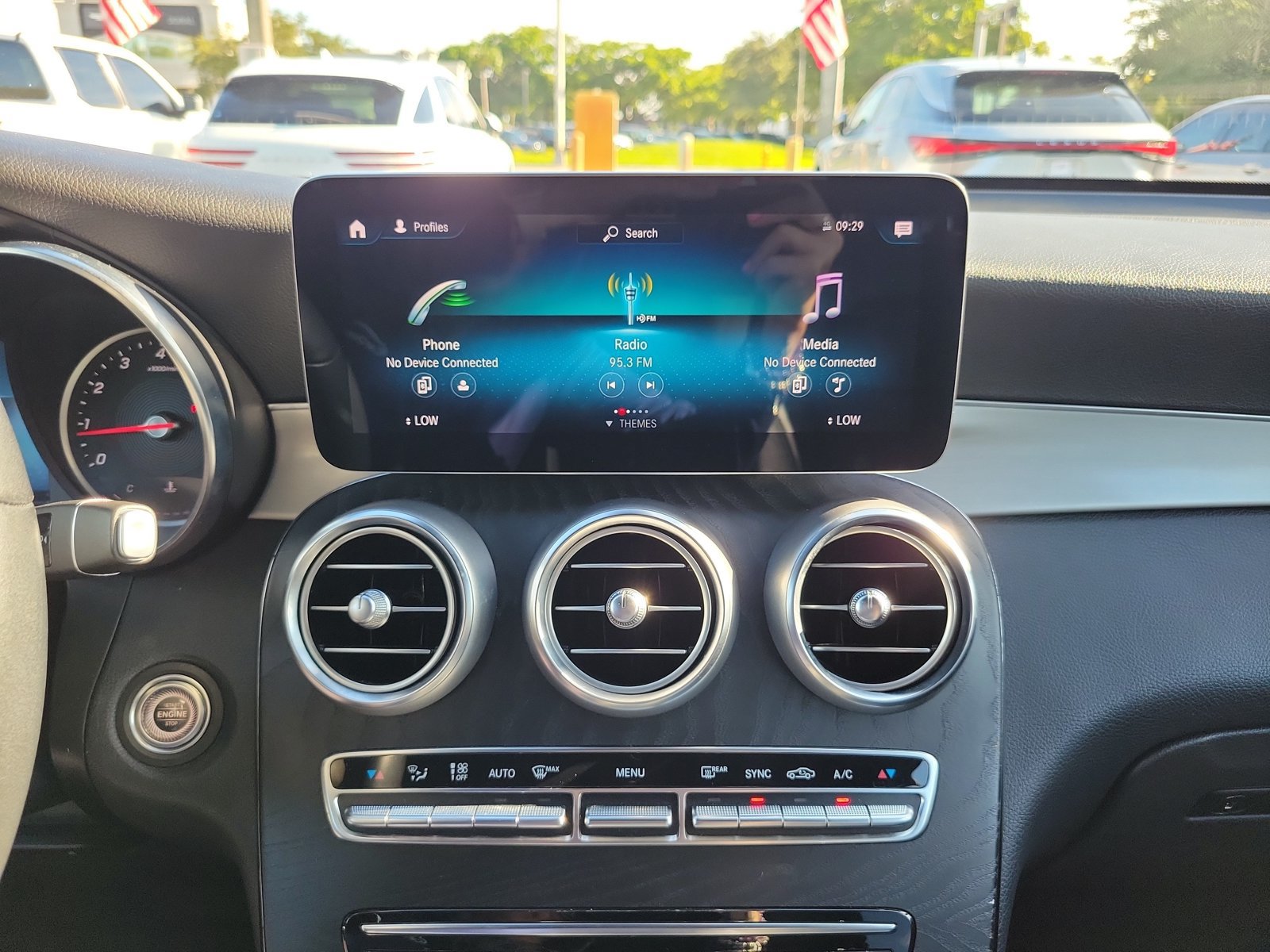 Used 2022 Mercedes-Benz GLC 300 image 23