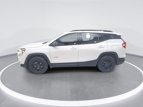 Used 2022 GMC Terrain AT4 w/ Infotainment Package II image 4