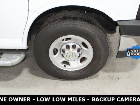 Used 2023 Chevrolet Express 2500 w/ Driver Convenience Package image 6