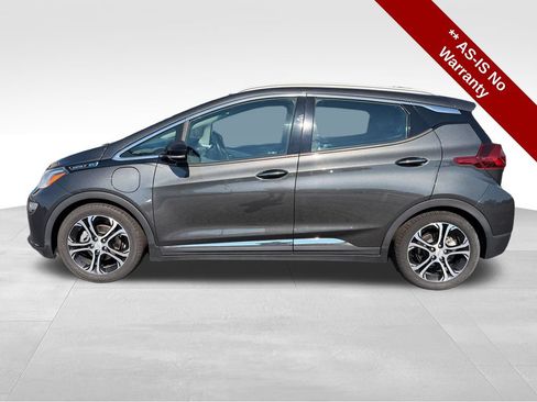 Used 2018 Chevrolet Bolt Premier w/ Driver Confidence II Package FWD image 2