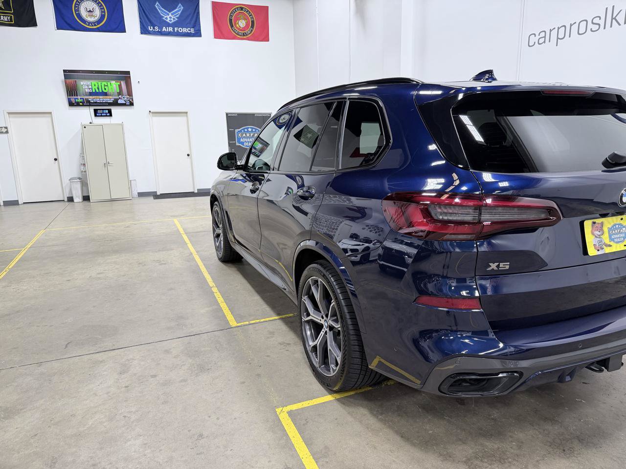 Used 2021 BMW X5 M50i w/ Executive Package AWD/4WD image 22