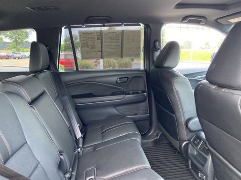 Used 2023 Honda Passport TrailSport image 21