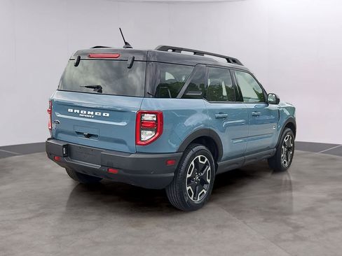 Used 2022 Ford Bronco Sport Outer Banks w/ Tech Package AWD/4WD image 4