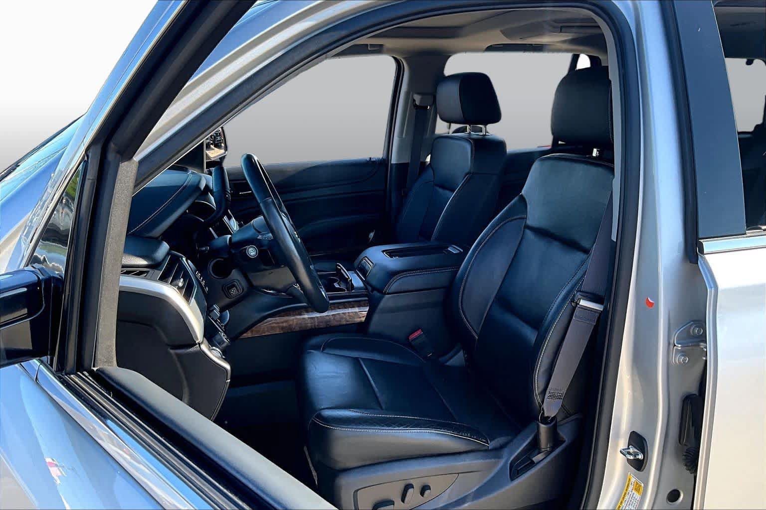 Used 2016 Chevrolet Tahoe LTZ RWD image 8