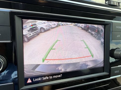 Used 2024 Volkswagen Tiguan S FWD image 29